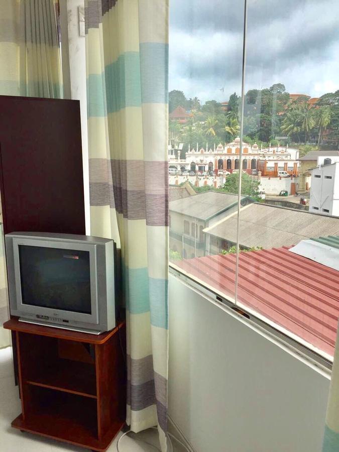 Getmore Bed & Breakfast Kandy Exterior photo